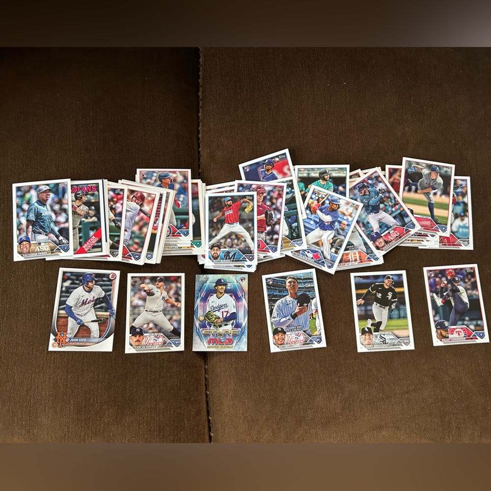Assorted MLB Baseball Trading Cards